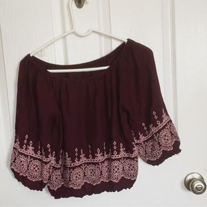 Off the shoulder 3/4 length sleeve